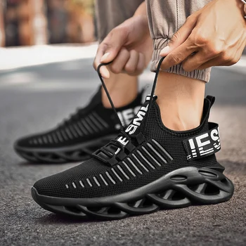 Nove moške nizko-top čevlji 2021 moda dihanje očesa priložnostne čevlji na prostem, športni čevlji beli čevlji za tenis